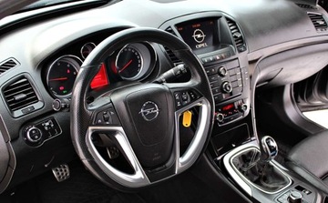 Opel Insignia I Sports Tourer 2.0 CDTI ECOTEC 160KM 2011 Opel Insignia 2.0 Cdti Navi Skorzana tapicerka OPC-line Tryby jazdy Gwar, zdjęcie 8