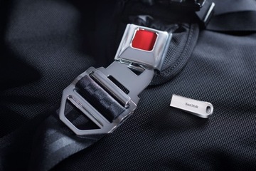 Флеш-накопитель SanDisk USB 3.1 Ultra Luxe 128 ГБ