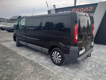 Renault Trafic II Furgon 2.0 dCi 115KM 2013 Renault Trafic Renault Trafic Passenger Pack Clim 2.0 Diesel 115KM, zdjęcie 3