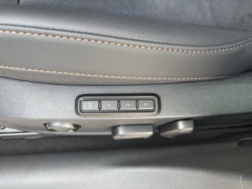 Cupra Leon II Hatchback Facelifting 1.5 eTSI MHEV 150KM 2026 Cupra Leon 1.5 eTSI 150 KM 7-biegowa automatyczna, zdjęcie 10