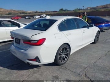 BMW Seria 3 G20-G21 2019 BMW Seria 3 330I 2019, od ubezpieczalni 2.0 Benzyna 255KM, zdjęcie 4