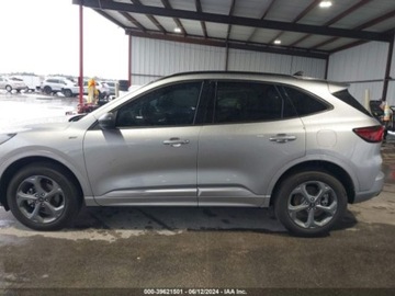 Ford Escape III 2024 Ford Escape 2024r., 1.5L 1.5 Benzyna 180KM, zdjęcie 5