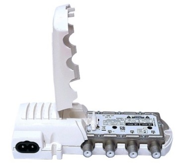 Антенный усилитель Televes DVB-T2, 3 выхода, разветвитель, источник питания антенны 12 В