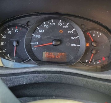 Renault Trafic II 2004 Renault Trafic Renault Trafic 2.5 dCi Passenger Privilege 2.5 Diesel 135KM, zdjęcie 9