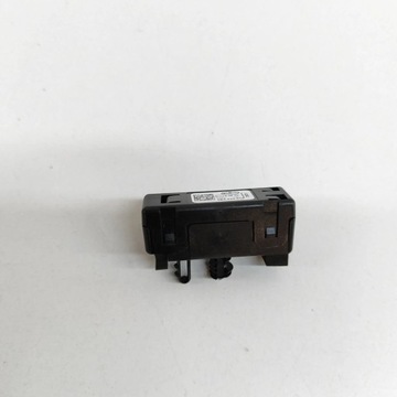 PORSCHE TAYCAN 9J1 2021 ZESILOVAČ ANTÉNY