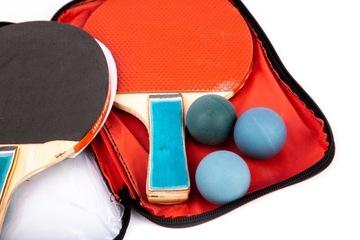 PING PONG ZESTAW PALETKI W POKROWCU PIŁECZKI