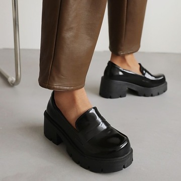 Женские лоферы на платформе и массивном каблуке Sy