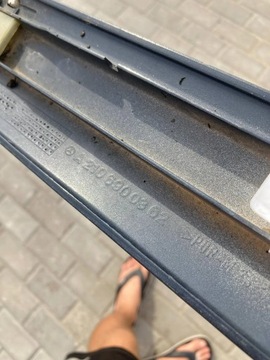 E W210 LIŠTA DVEŘE LEVÝ PŘEDNÍ 2106900362
