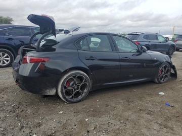 Alfa Romeo Giulia II Sedan Facelifting 2.0 Turbo 280KM 2022 Alfa Romeo Giulia Super 2022 2.0L 2.0 Benzyna 280KM, zdjęcie 9