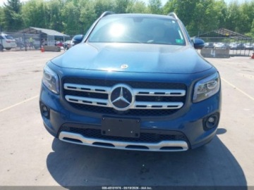 Mercedes GLB 2023 Mercedes-Benz GLB 2023 MERCEDES-BENZ GLB 250 4MATIC 2.0 Benzyna 221KM, zdjęcie 11