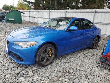 Alfa Romeo Giulia II Sedan 2.0 TBi 280KM 2017 Alfa Romeo Giulia 2017 ALFA ROMEO GIULIA Q4 2.0L BOGATA WERSJA ---------, zdjęcie 1