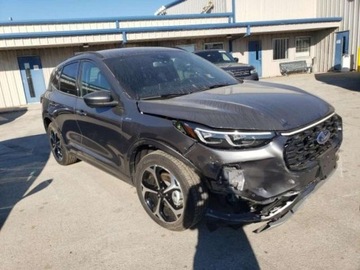 Ford Kuga III 2023 Ford Kuga 2023, 2.5L, 4x4, ELITE, ST-LINE, od ubezpieczalni 2.5 Benzyna, zdjęcie 2