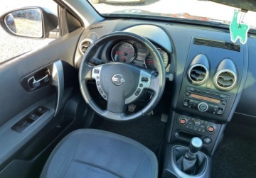 Nissan Qashqai I Crossover 2.0 140KM 2010 Nissan Qashqai2 panorama 7- osobowy 2.0 Benzyna 141KM, zdjęcie 16