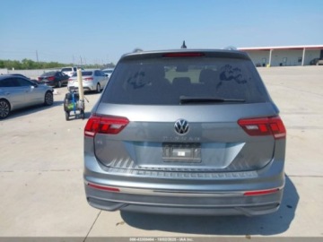 Volkswagen Tiguan II 2022 Volkswagen Tiguan 2.0T Se 2022 2.0 Benzyna 184KM, zdjęcie 4