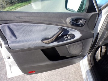 Ford S-Max I Van 2.0 i 16V 145KM 2006 FORD S-MAX 2.0 BENZ 145 KM AUTO Z NIEMIEC ZAREJESTROWANY, zdjęcie 15