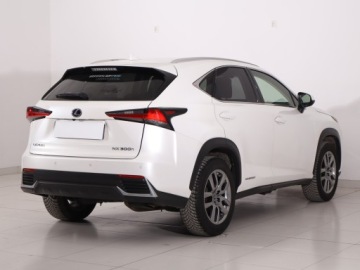 Lexus NX I SUV Facelifting 300h 197KM 2018 Lexus NX 300h, Salon Polska, Serwis ASO, 4X4, zdjęcie 4
