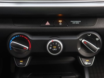 Kia Rio IV Hatchback 5d Facelifting 1.0 T-GDI 100KM 2023 Kia Rio 1.0 T-GDI, Salon Polska, 1. Właściciel, zdjęcie 12