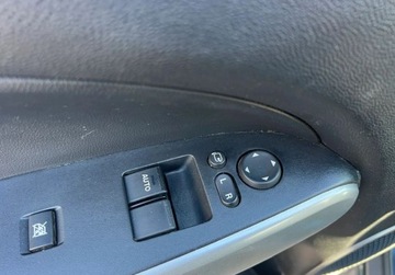 Mazda 2 II Hatchback 5d 1.3 86KM 2008 Mazda 2 1.3 Benzyna Klimatyzacja Radio El. szyby 1.3 Benzyna 86KM, zdjęcie 13