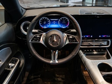 Mercedes CLA C118/X118 2025 MERCEDES-BENZ CLA 180 Progressive Sedan 1.5 (136KM) 2025, zdjęcie 7