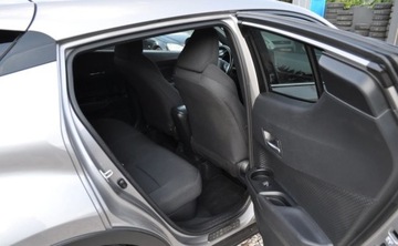 Toyota C-HR I Crossover 1.8 Hybrid 122KM 2018 Toyota C-HR 1.8 Hybryda Kamera Cofania Nawigacja Grz.siedzenia 1.8 Hybryda, zdjęcie 16