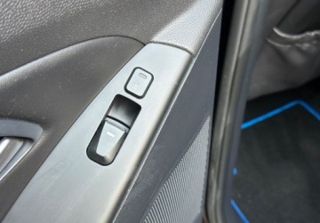 Hyundai ix35 SUV Facelifting 1.6 GDI 135KM 2014 Hyundai ix35 1,6 135KM LED Kamera Climatronic Bezwypadkowy Dla wymagajacych, zdjęcie 20