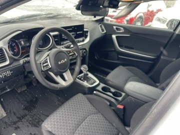 Kia Ceed III Kombi Facelifting 1.5 T-GDI 140KM 2025 Kia Cee'd Automat mHEV Podgrzewanie Kamera, zdjęcie 6