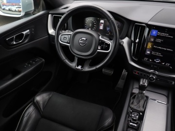 Volvo XC60 II Crossover D4 190KM 2018 Volvo XC60 D4, Salon Polska, Serwis ASO, 187 KM, zdjęcie 6