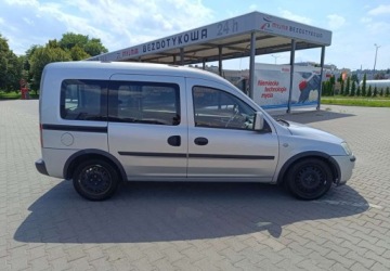 Opel Combo C Van 1.3 CDTI ecoFLEX 75KM 2010 Opel Combo Opel Combo 1.2 Diesel 75KM, zdjęcie 6