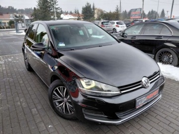 Volkswagen Golf VII Hatchback 3d 2.0 TDI BlueMotion Technology 150KM 2016 Volkswagen Golf Allstar Navi Klimatronik Radar LED 2xPDC 2.0 Diesel 150KM, zdjęcie 2