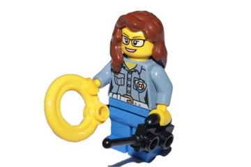 D5*LEGO FIGURKA cty0809 KOBIETA RATOWNICZKA KOŁO RATUNKOWE RADIO, NOWE