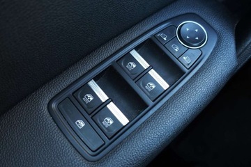 Renault Captur II Crossover 1.0 TCe 90KM 2022 Renault Captur LPG Hak Tempomat CarPlayAA Czujniki park. Grzana kier, zdjęcie 18