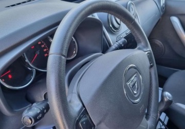 Dacia Sandero II Hatchback 5d TCe  90KM 2014 Dacia Sandero Stepway SLICZNA Benzyna BOGATA WERSJA Oryginal ZADBANA Serwi, zdjęcie 17