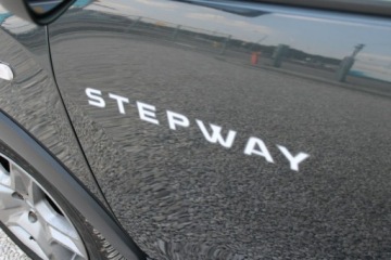 Dacia Lodgy Minivan Facelifting 1.5 Blue dCi 115KM 2022 Dacia Lodgy Stepway Comfort Blue dCi 115 7-os, zdjęcie 12