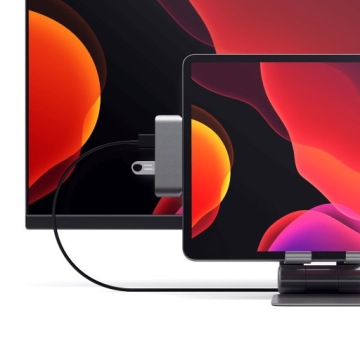 Satechi Aluminium Mobile Pro Hub USB-C 60 Вт, 4K HDMI, USB-A 3.0, разъем