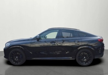 BMW X6 G06 M SUV 4.4 M50i 530KM 2021 BMW X6 BMW X6 M50i 4.4 Benzyna 530KM, zdjęcie 1