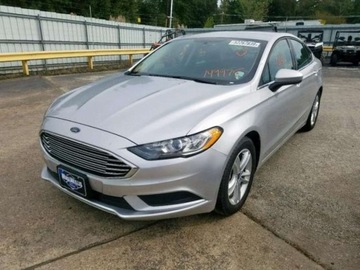 Ford Mondeo V 2018 Ford Mondeo 2018, 1.5L, na przod, po gradobiciu, zdjęcie 2