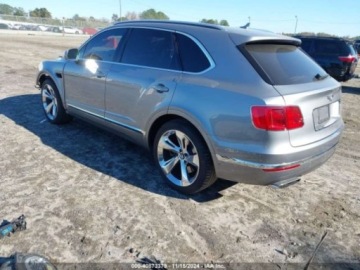 Bentley Bentayga 2018 Bentley Bentayga Black Edition, 2018r., 4x4, 6.0L 6.0 Benzyna 600KM, zdjęcie 3