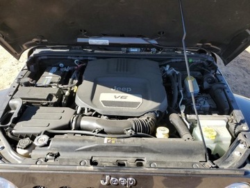 Jeep Wrangler III Unlimited Facelifting 3.6 V6 286KM 2018 Jeep Wrangler Unlimited Rubicon 2018 3.6 Benzyna 285KM, zdjęcie 6