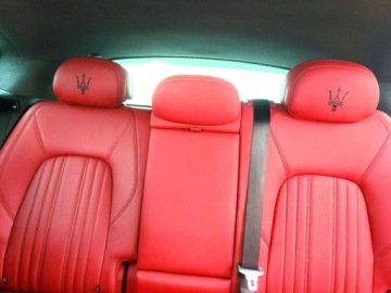 Maserati Levante 2022 Maserati Levante Base 2022 3.0 Benzyna 345KM, zdjęcie 11