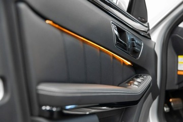 Mercedes Klasa E W211 Sedan W211 5.5 V8 (500) 388KM 2009 Mercedes E 500 5.5 V8. 388KM. Stan Fabryczny., zdjęcie 32