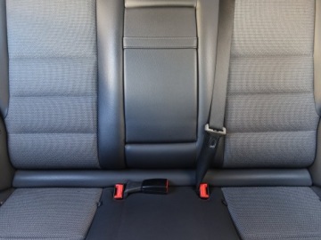 Mercedes Klasa C W205 Limuzyna 180 156KM 2013 Mercedes C C 180, Skóra, Navi, Klima, Klimatronic, zdjęcie 9