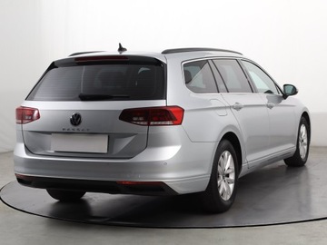 Volkswagen Passat B8 Variant Facelifting 2.0 TDI SCR 150KM 2021 VW Passat 2.0 TDI, Salon Polska, 1. Właściciel, zdjęcie 4