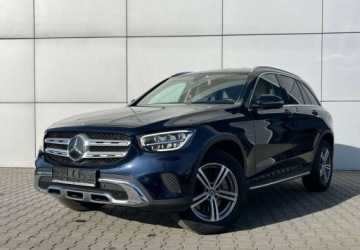 Mercedes GLC C253 SUV Plug-In 2.0 300e 320KM 2020 Mercedes-Benz GLC 4Matic Hybryda Faktura VAT 23 2.0 Hybryda Plug-in, zdjęcie 1