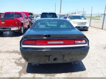 Dodge Challenger III 2014 Dodge Challenger Srt 8 6.4 Benzyna 470KM, zdjęcie 5