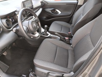 Toyota Yaris IV Hatchback 1.5 Dynamic Force 125KM 2023 Toyota Yaris 1,5-Dual-VVT-iE IV (2020-) 1.5VVT-i C, zdjęcie 9