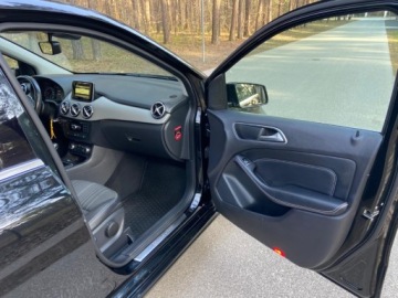 Mercedes Klasa B W246 Sports Tourer 180 BlueEFFICIENCY 122KM 2012 Mercedes-Benz Klasa B B180 Benzyna Super Kondycja Grzane Fotele Tempomat P, zdjęcie 29
