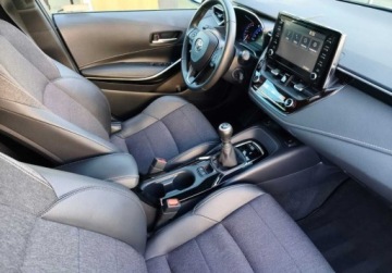 Toyota Corolla XII Hatchback 1.2 Turbo D-4T 116KM 2020 Toyota Corolla Selection ACC, Podgrzewane fotele, Kamera, Rozpoznawanie z, zdjęcie 15