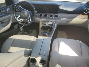 Mercedes Klasa E W213 2020 Mercedes-Benz Klasa E 350, 2020r., 4x4, 2.0L 2.0 Benzyna 255KM, zdjęcie 7