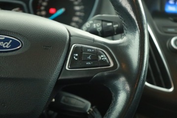 Ford Focus III Kombi Facelifting 1.5 TDCi 120KM 2017 Ford Focus 1.5 TDCi, Salon Polska, Serwis ASO, zdjęcie 13