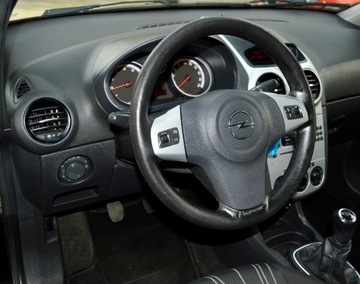 Opel Corsa D Hatchback 1.2 Twinport ECOTEC 80KM 2010 OPEL CORSA D 1.2 80 KM, zdjęcie 29